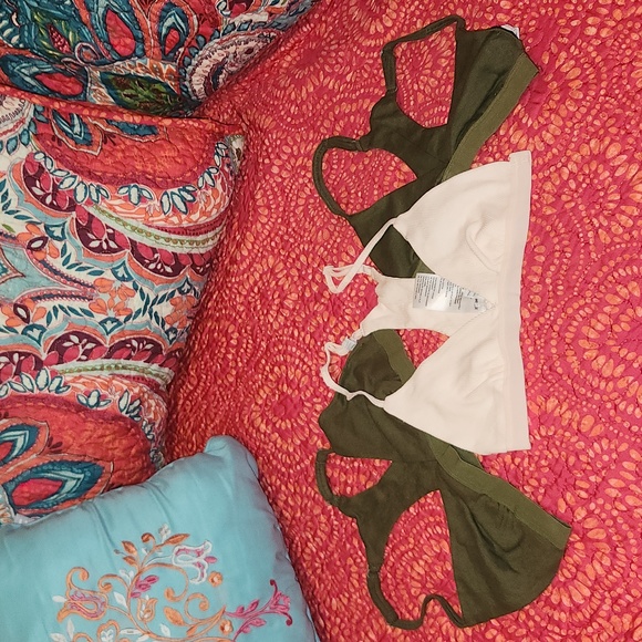 URBAN OUTFITTERS Bralette - Picture 1 of 10